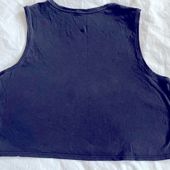 Lululemon crop tank - Picture 2 of 2